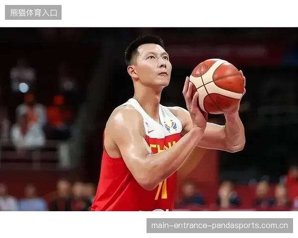 CBA易建联罚球线稳准，成就篮球之王的秘诀